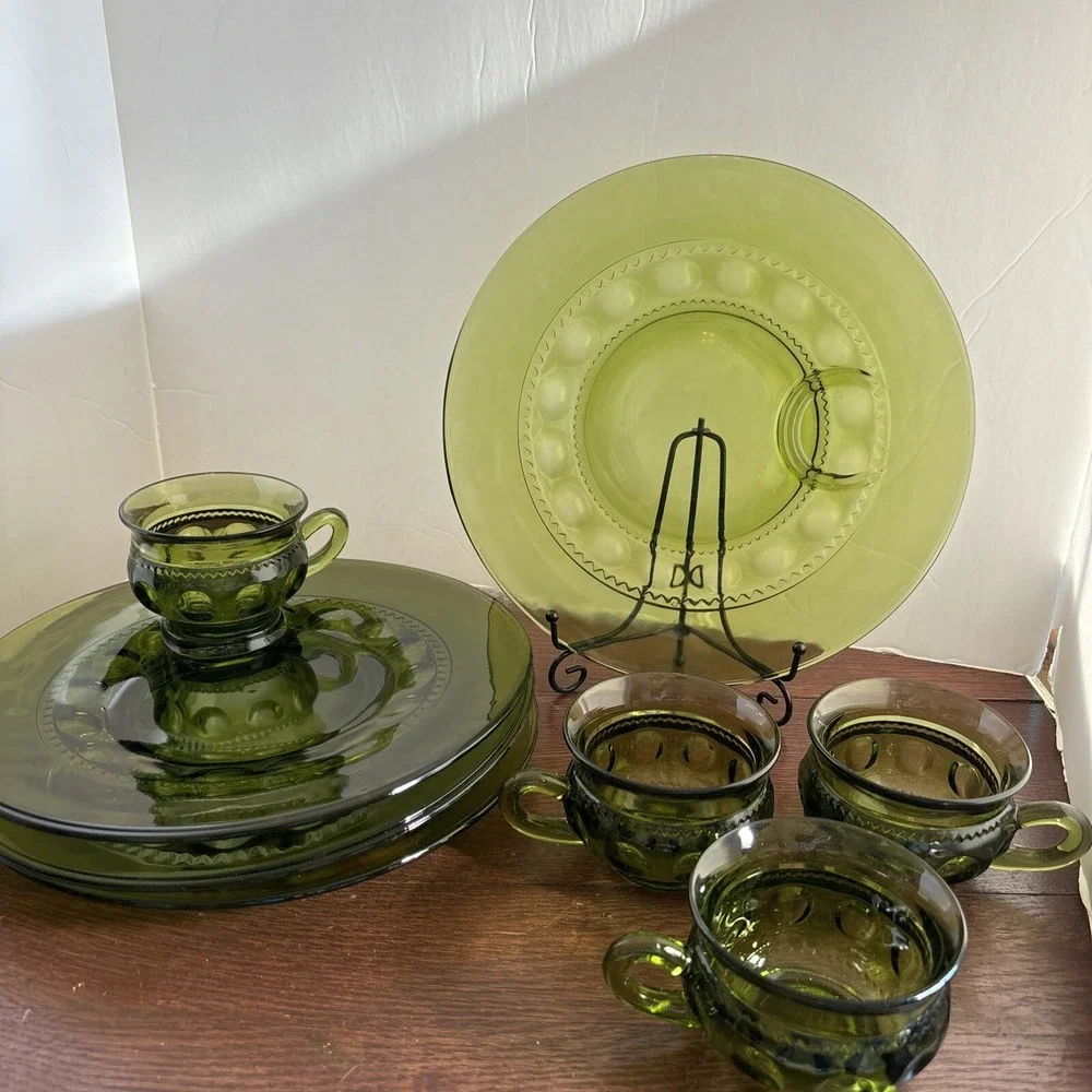 Vintage INDIANA GLASS Green KINGS CROWN Thumbprint Set of 4 Snack Plates w/Cups